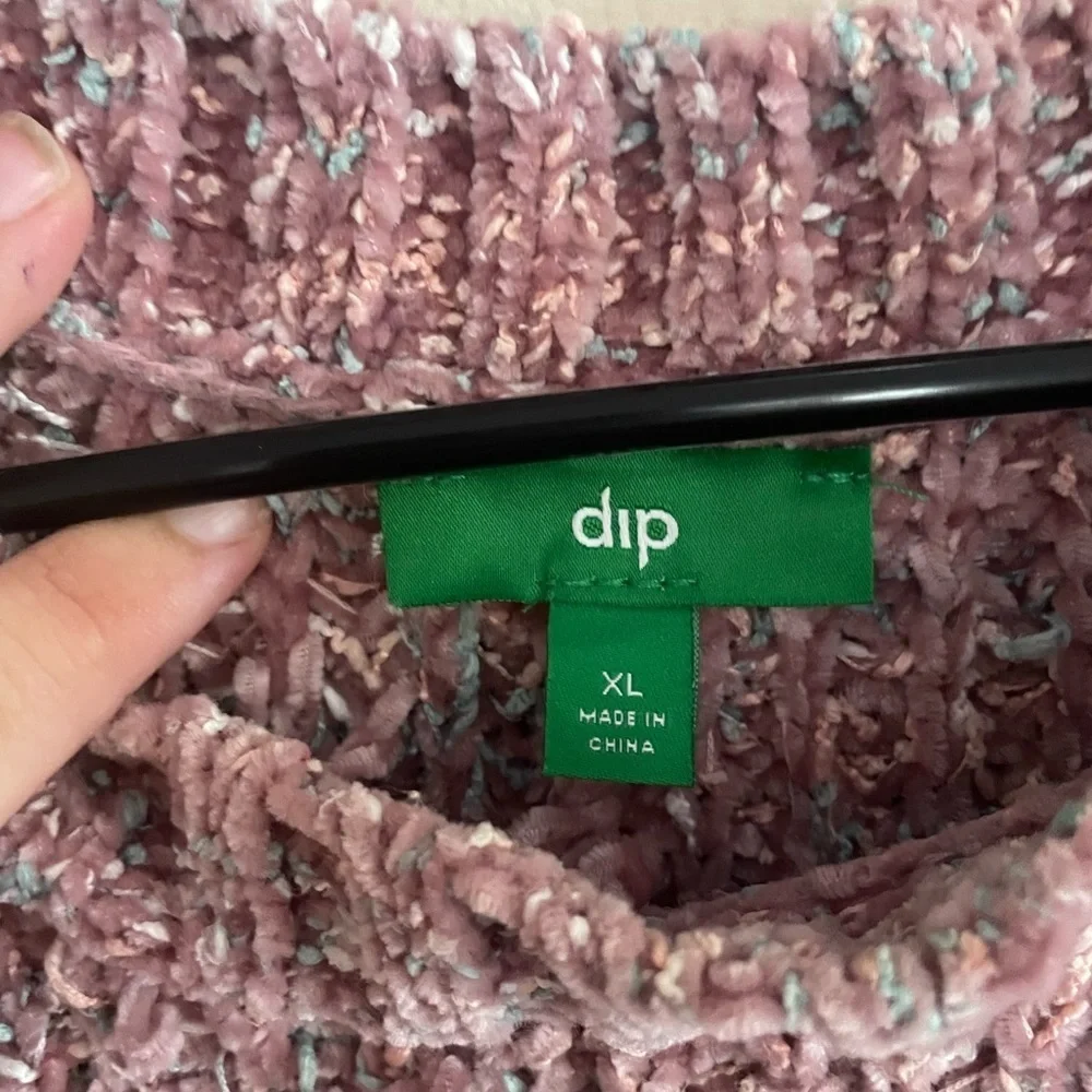 Distressed Dip Pink Sweater - Picture 8 of 8